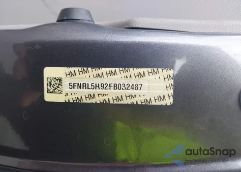 2015 Honda Odyssey Touring/Touring Elite z USA, uszkodzony, nr VIN 5FNRL5H92FB032487